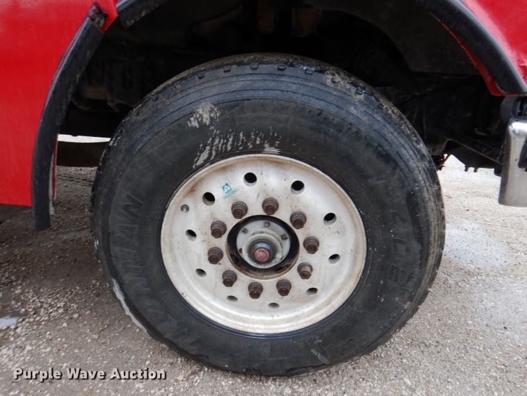 image for item JK9361 2000 Sterling L-Line  semi truck