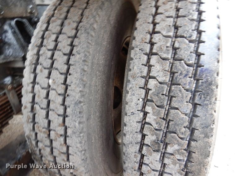 image for item JK9361 2000 Sterling L-Line  semi truck