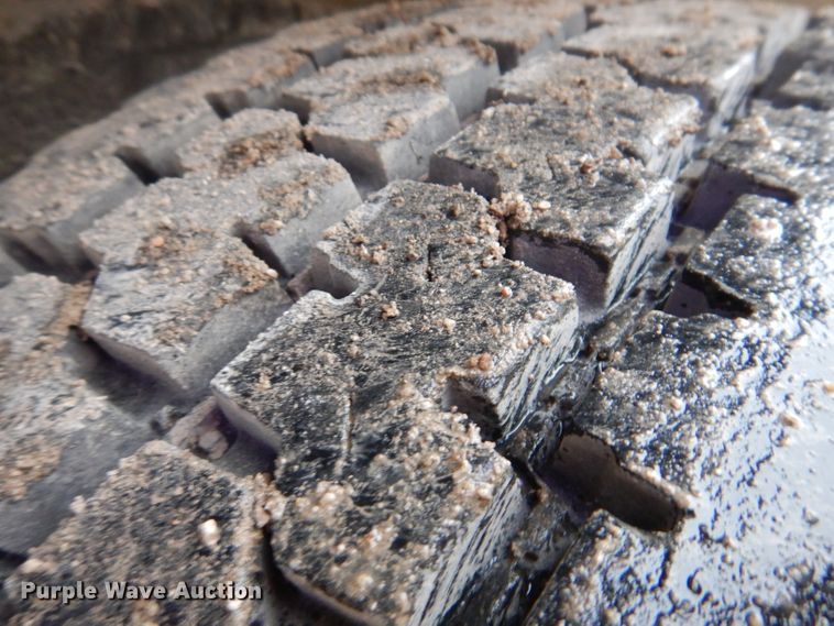 image for item JK9361 2000 Sterling L-Line  semi truck