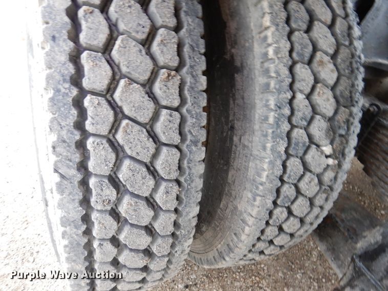 image for item JK9361 2000 Sterling L-Line  semi truck