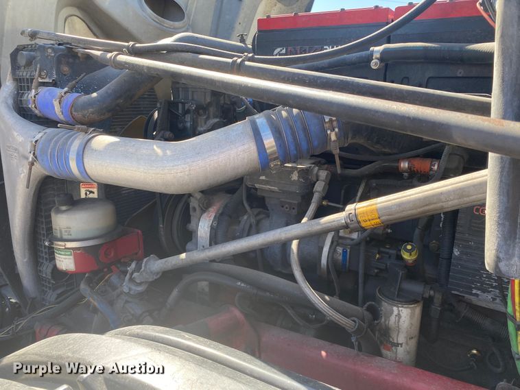 image for item JN9268 2001 Freigtliner Century Classic  semi truck