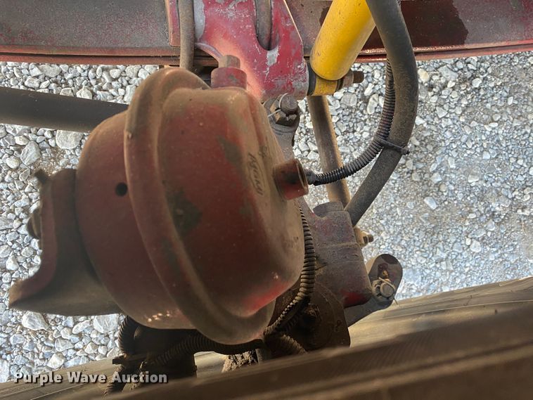 image for item JN9268 2001 Freigtliner Century Classic  semi truck