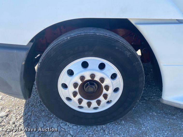 image for item JN9268 2001 Freigtliner Century Classic  semi truck