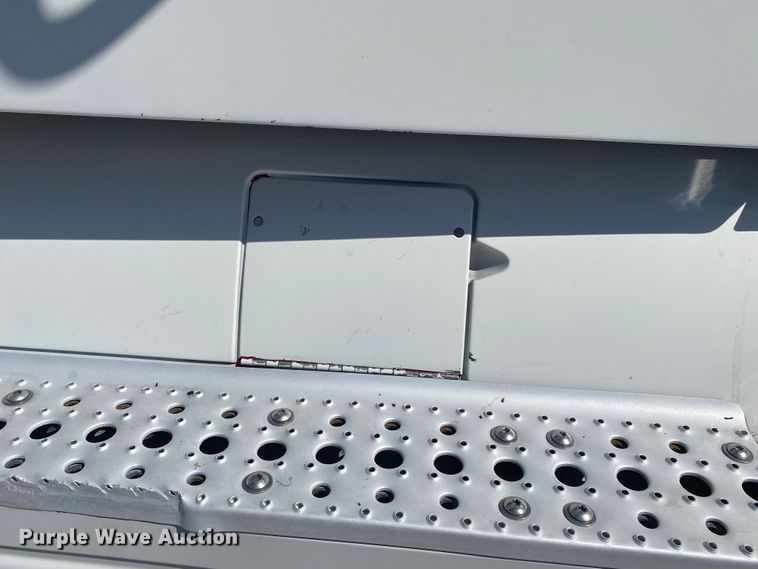 image for item JN9268 2001 Freigtliner Century Classic  semi truck