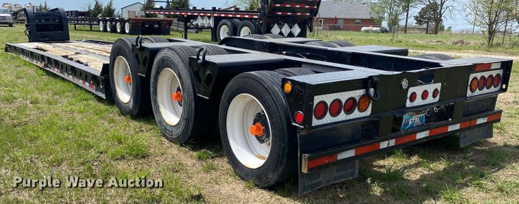 image for item JN9291 2006 XL Specialized XL80MG  lowboy equipment trailer