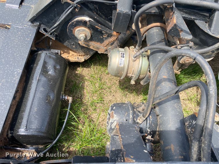 image for item JN9291 2006 XL Specialized XL80MG  lowboy equipment trailer