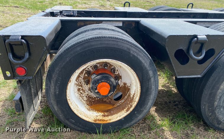 image for item JN9291 2006 XL Specialized XL80MG  lowboy equipment trailer