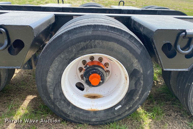 image for item JN9291 2006 XL Specialized XL80MG  lowboy equipment trailer