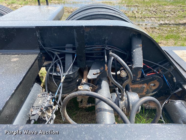 image for item JN9291 2006 XL Specialized XL80MG  lowboy equipment trailer