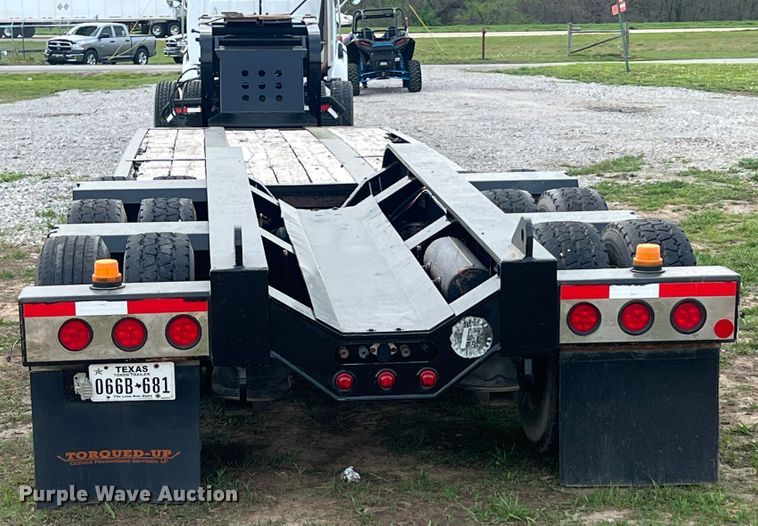 image for item JN9295 2009 Fontaine Magnitude 55H  lowboy equipment trailer