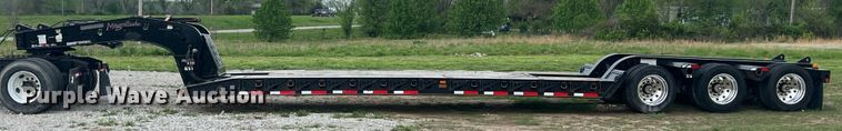 image for item JN9295 2009 Fontaine Magnitude 55H  lowboy equipment trailer