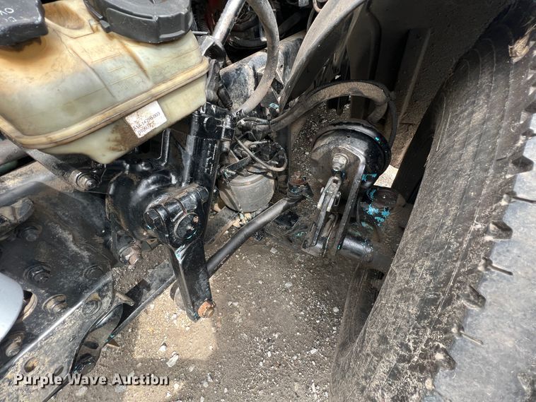 image for item KG9825 2008 Freightliner Columbia 120  semi truck