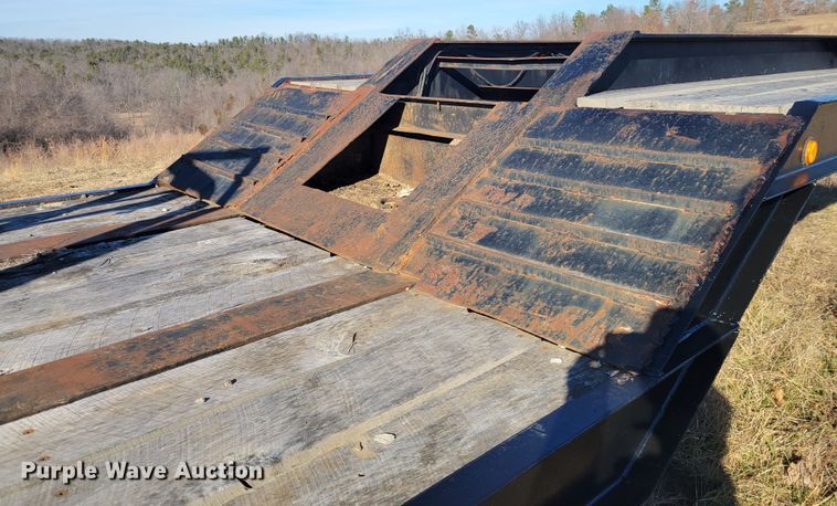 image for item KH9835 1989 Shop built  equipment trailer