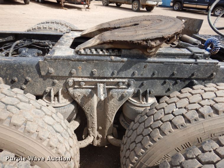 image for item KN9967 1990 Kenworth T600  semi truck