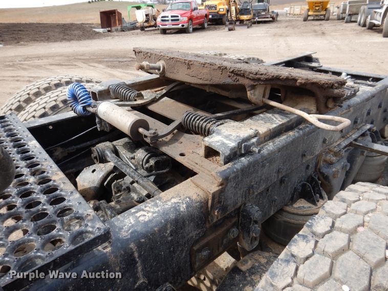 image for item KN9967 1990 Kenworth T600  semi truck