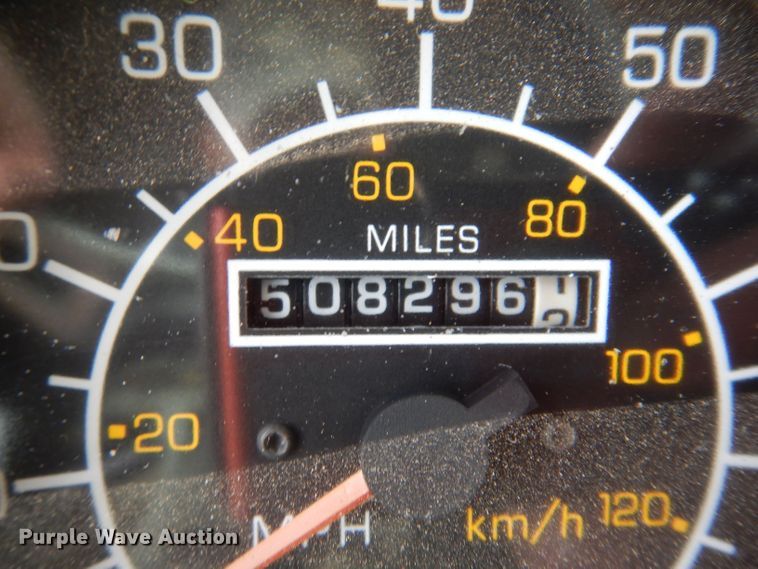 image for item KN9967 1990 Kenworth T600  semi truck