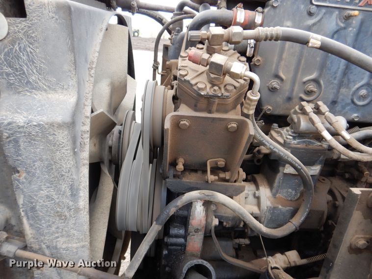 image for item KN9967 1990 Kenworth T600  semi truck