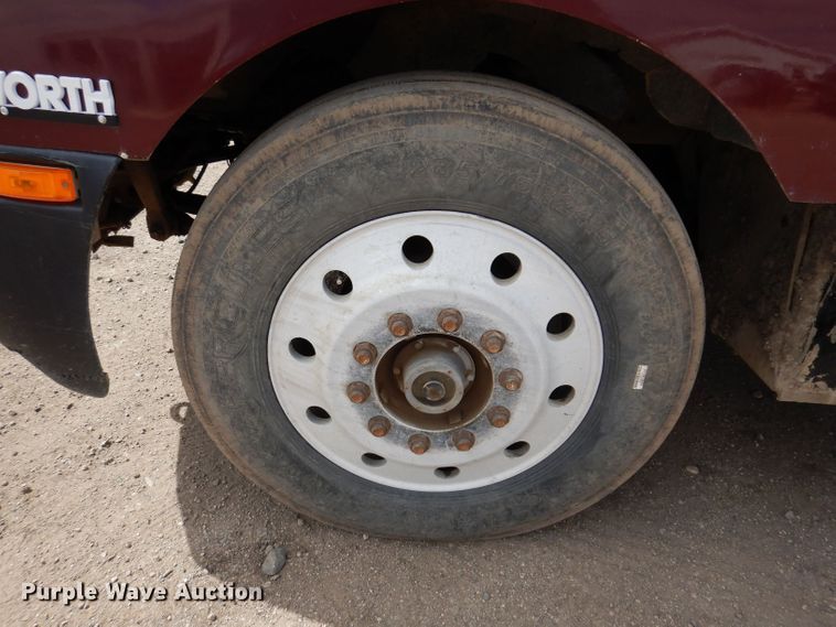 image for item KN9967 1990 Kenworth T600  semi truck