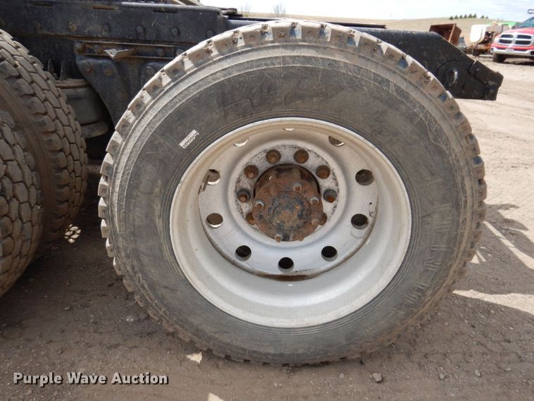 image for item KN9967 1990 Kenworth T600  semi truck