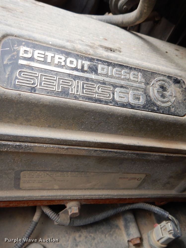 image for item KN9968 2005 Freightliner Columbia  semi truck