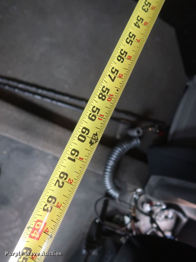 image for item KR9811 2015 Peterbilt 579  semi truck