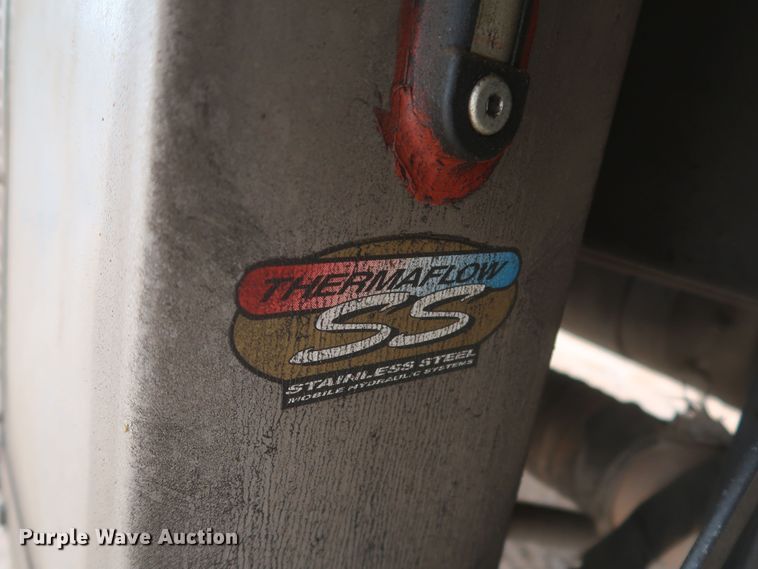 image for item KR9811 2015 Peterbilt 579  semi truck