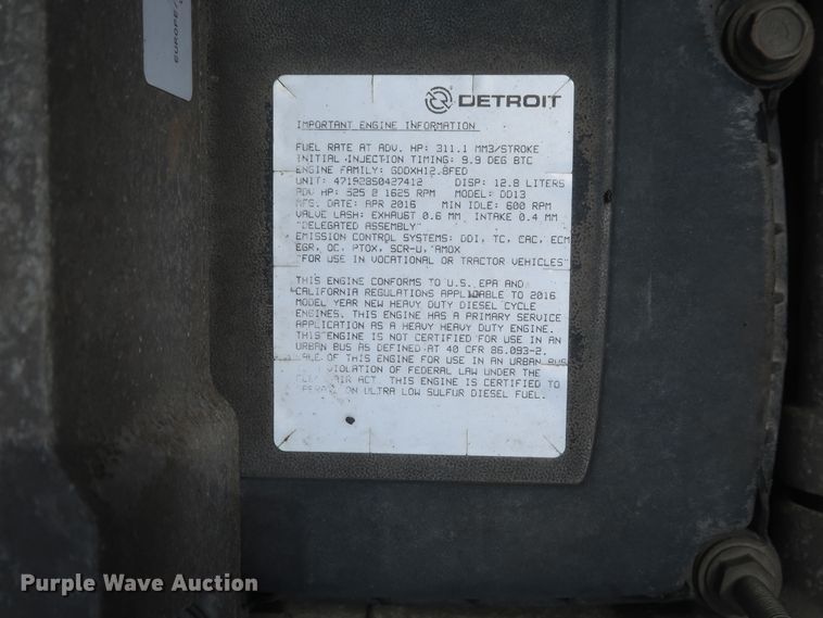 image for item KR9818 2017 Freightliner Cascadia 125  semi truck