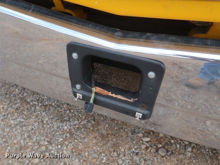 image for item KR9820 2017 Peterbilt 579  semi truck