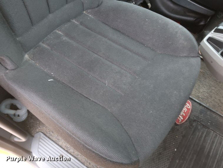 image for item KR9821 2017 Peterbilt 579  semi truck