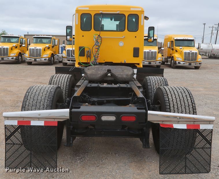 image for item KR9823 2019 Kenworth T680  semi truck