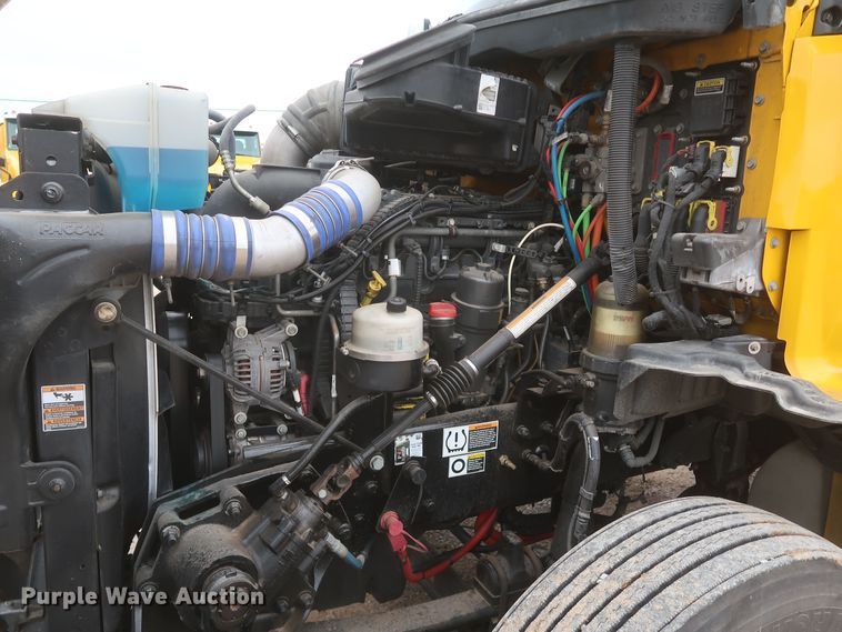 image for item KR9823 2019 Kenworth T680  semi truck