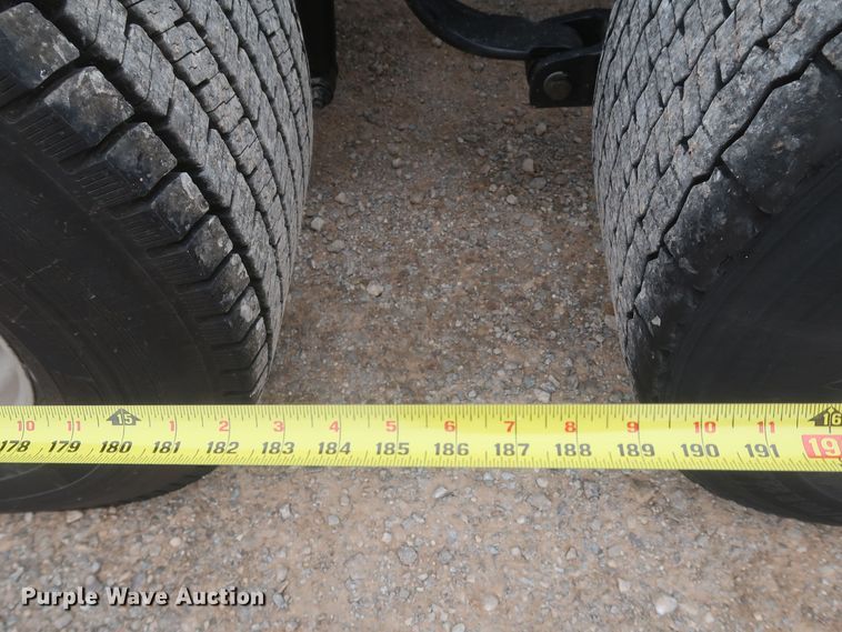 image for item KR9823 2019 Kenworth T680  semi truck