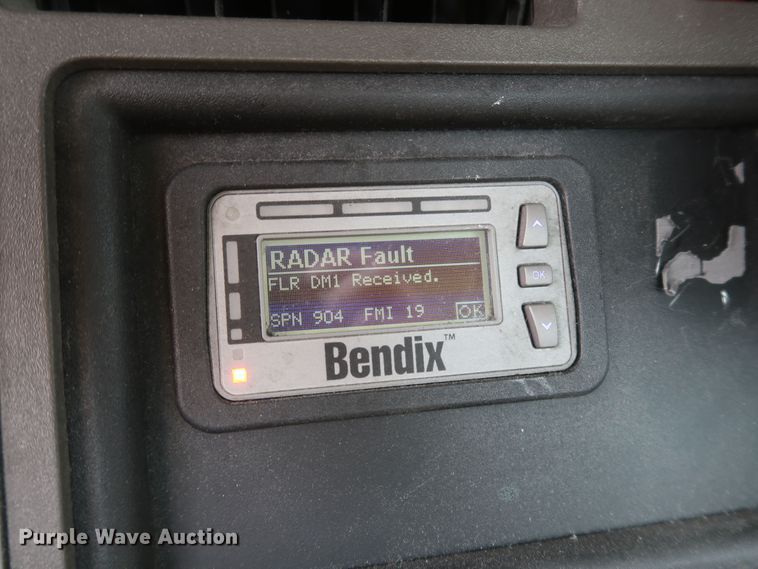 image for item KR9824 2019 Kenworth T680  semi truck