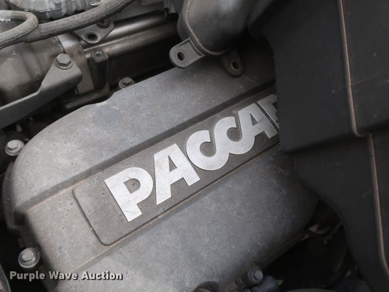 image for item KR9824 2019 Kenworth T680  semi truck