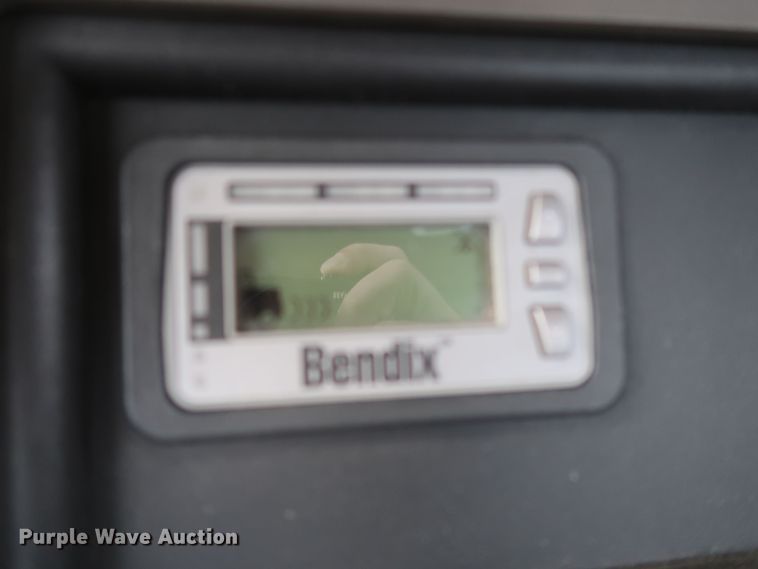 image for item KR9825 2019 Kenworth T680  semi truck