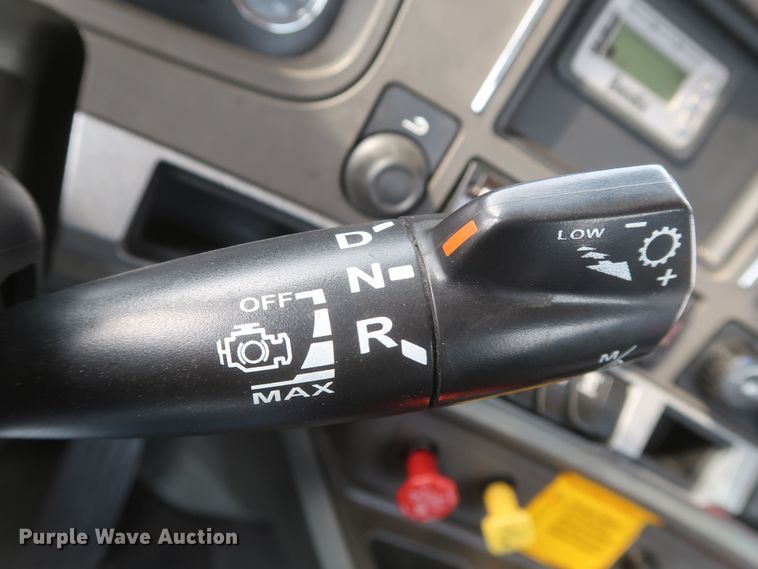 image for item KR9825 2019 Kenworth T680  semi truck