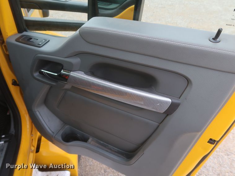 image for item KR9825 2019 Kenworth T680  semi truck