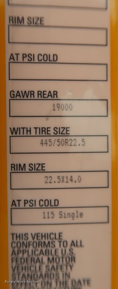 image for item KR9825 2019 Kenworth T680  semi truck