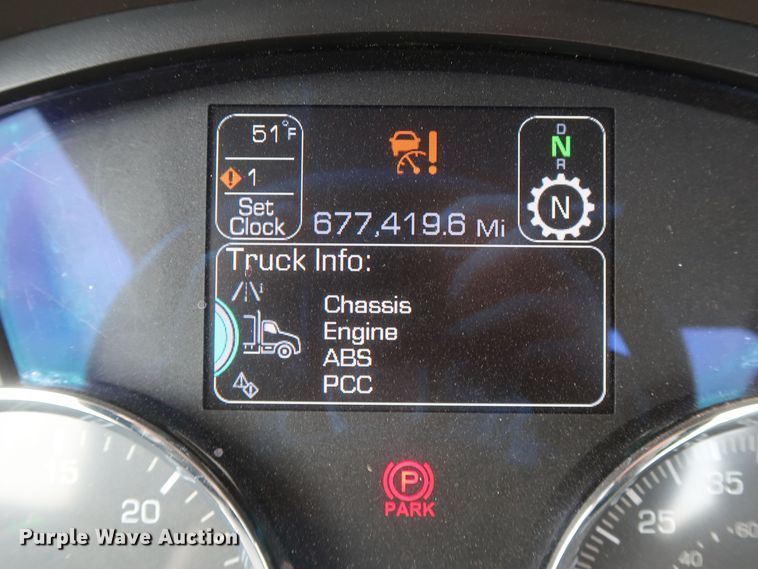 image for item KR9826 2019 Kenworth T680  semi truck