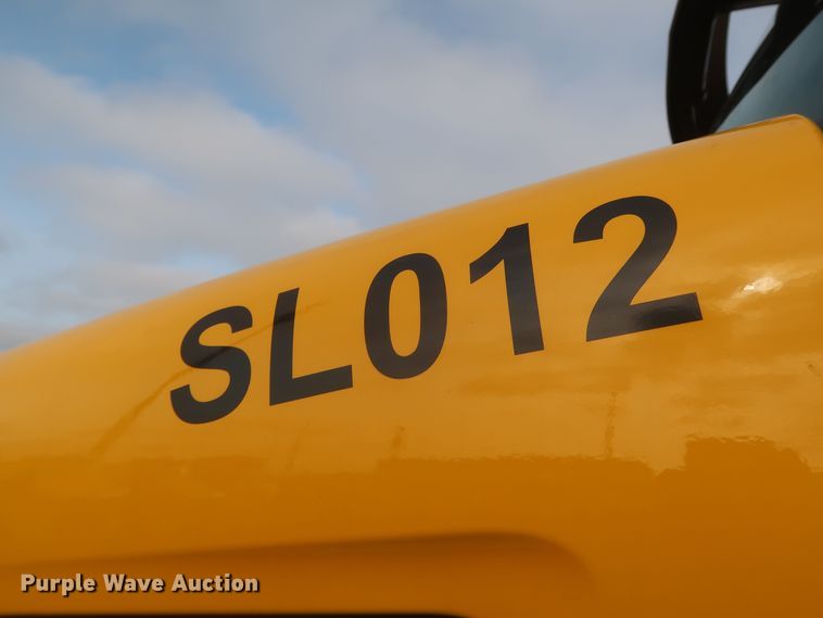 image for item KR9827 2017 Peterbilt 579  semi truck