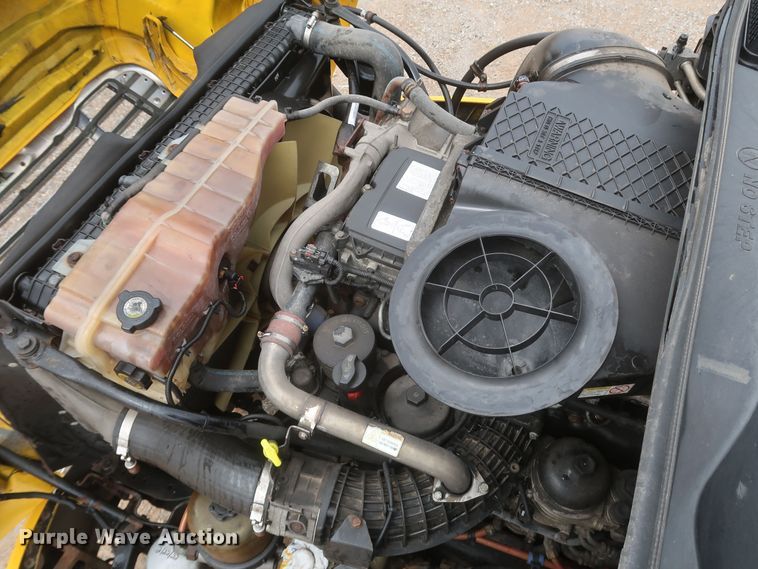 image for item KR9829 2015 Freightliner Cascadia 125  semi truck