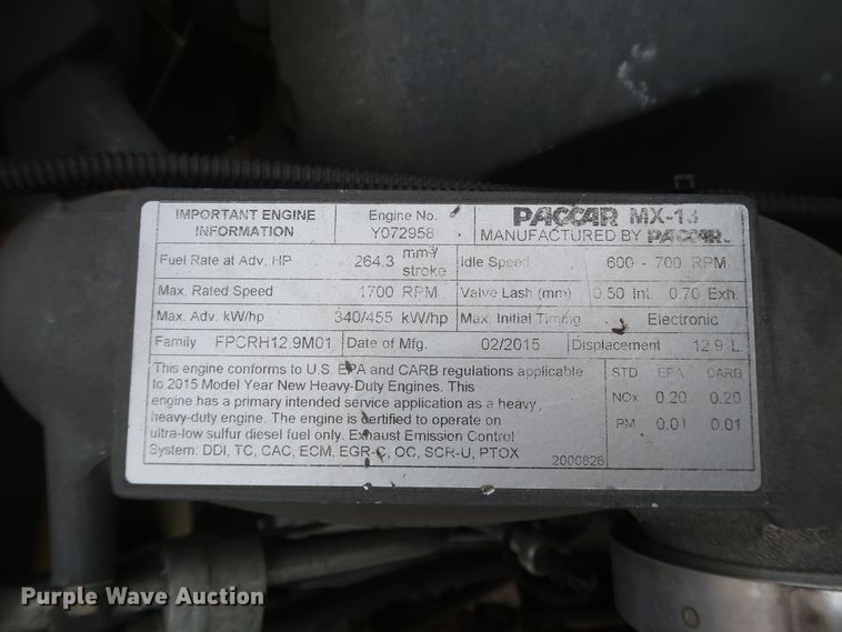 image for item KR9830 2016 Peterbilt 579  semi truck