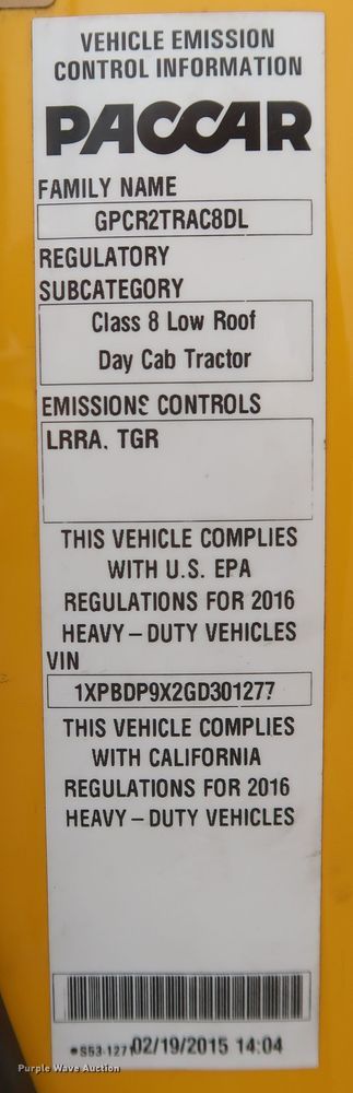 image for item KR9830 2016 Peterbilt 579  semi truck