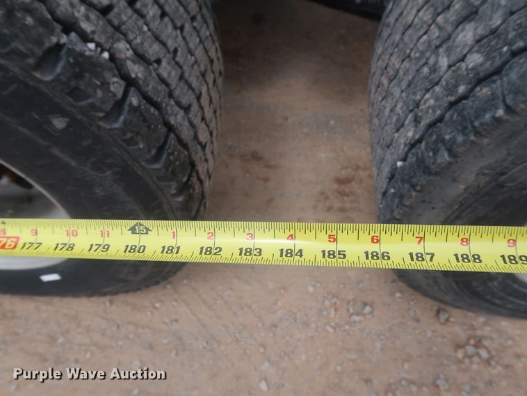 image for item KR9833 2017 Freightliner Cascadia 125  semi truck