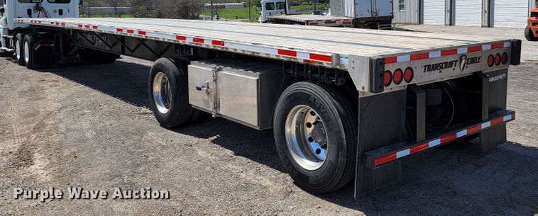image for item KT9830 2021 Transcraft  flatbed trailer