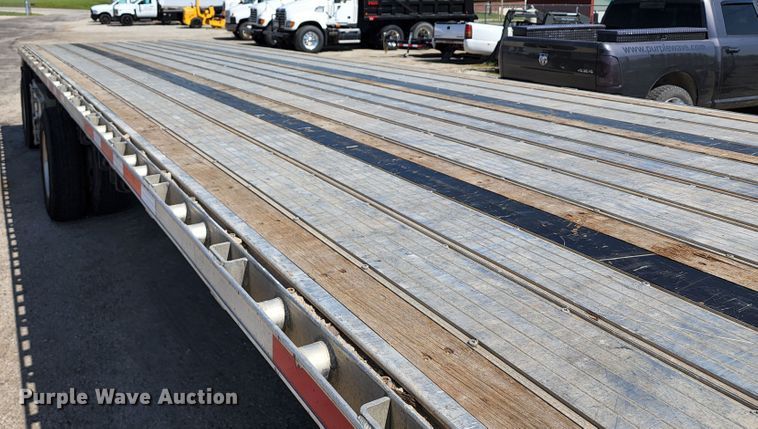 image for item KT9830 2021 Transcraft  flatbed trailer