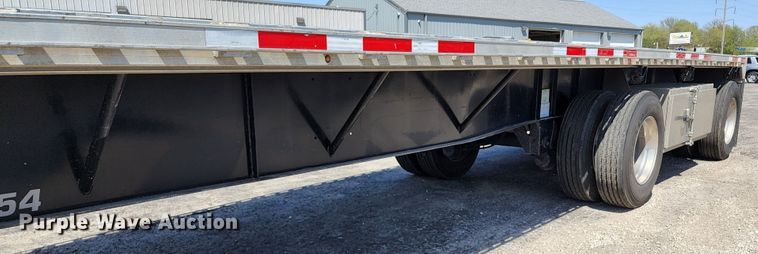 image for item KT9832 2021 Transcraft  flatbed trailer