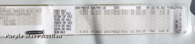 image for item KT9858 2012 Freightliner Cascadia  semi truck