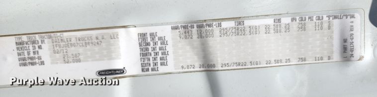 image for item KT9858 2012 Freightliner Cascadia  semi truck