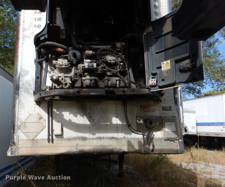 image for item KX9214 2003 Utility 3000R  refrigerated van trailer